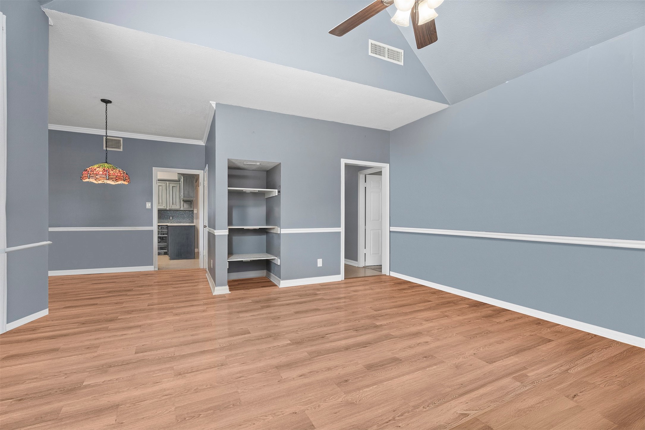 7671 Ameswood Road Property Photo 7