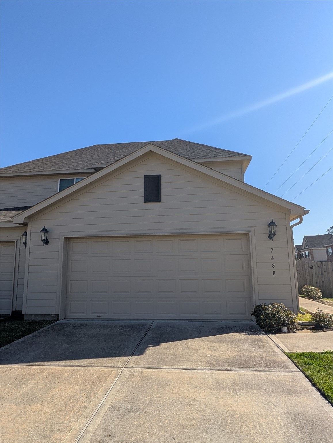 7486 Woo Street Street Property Photo 6