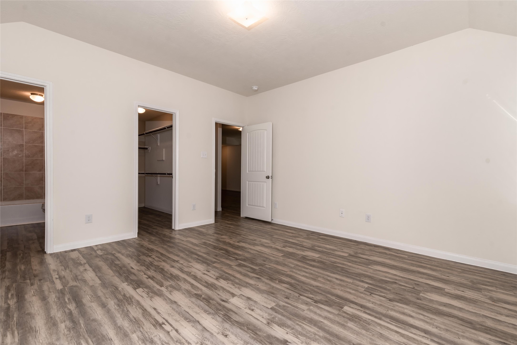 12306 Dawns Edge Drive Property Photo 6