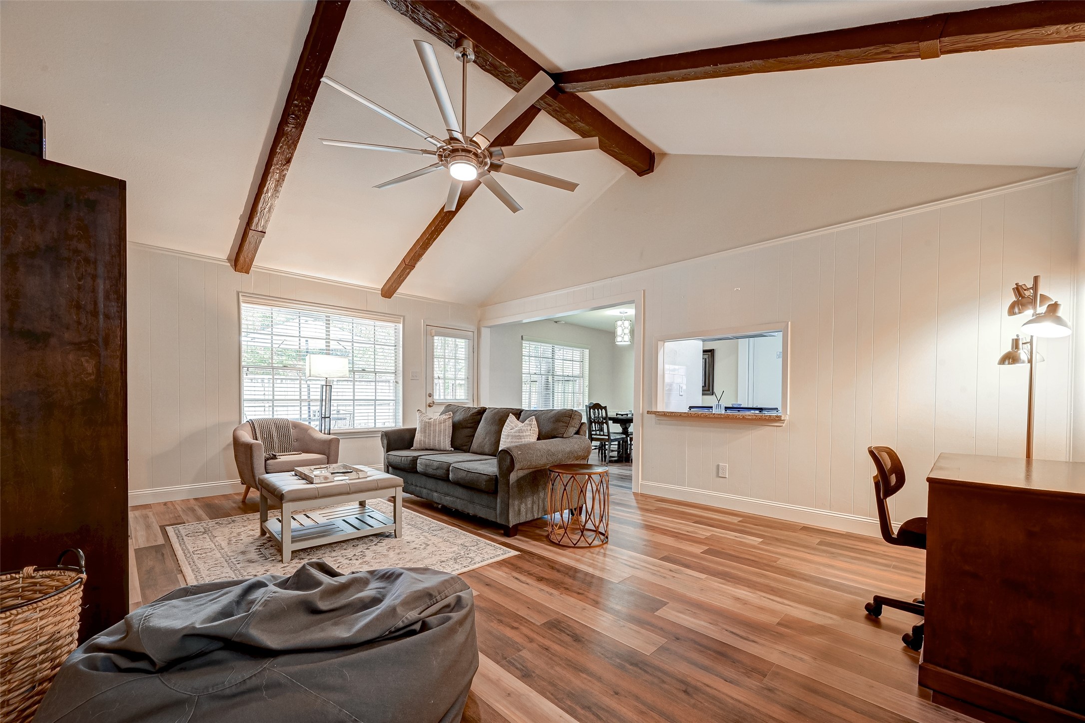 3903 Hermitage Hollow Lane Property Photo 4