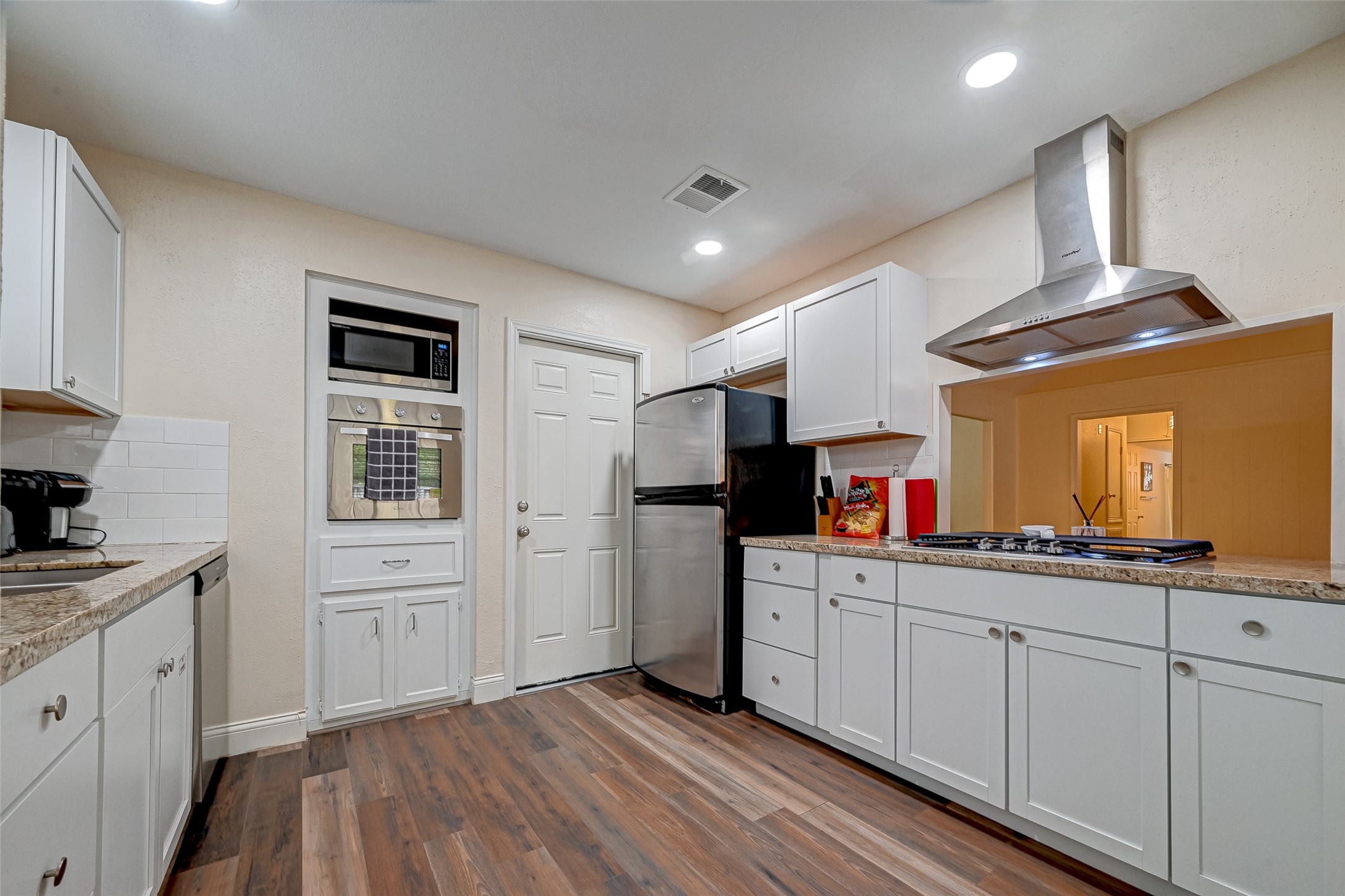 3903 Hermitage Hollow Lane Property Photo 16