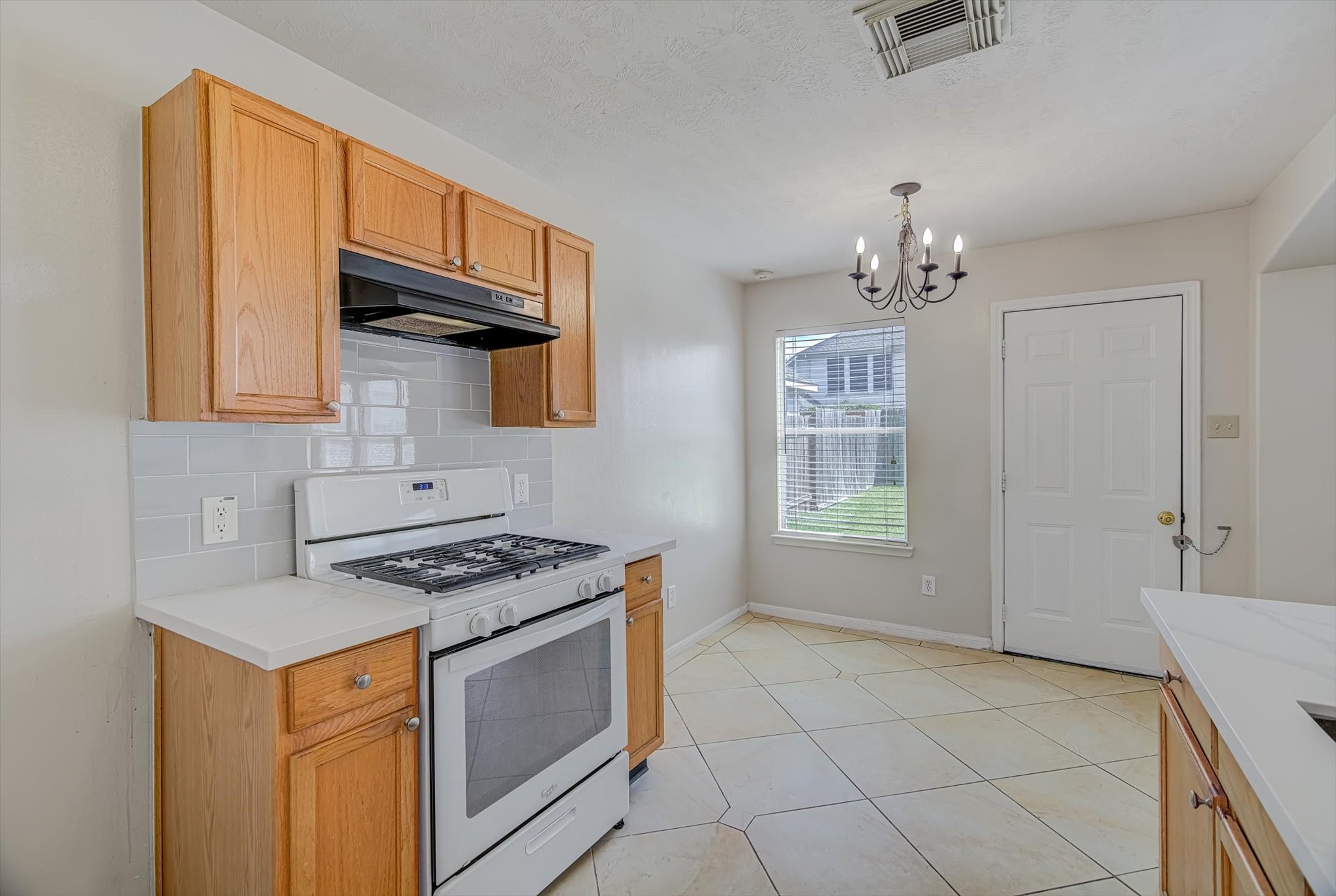 13983 Maximos Drive Property Photo 13