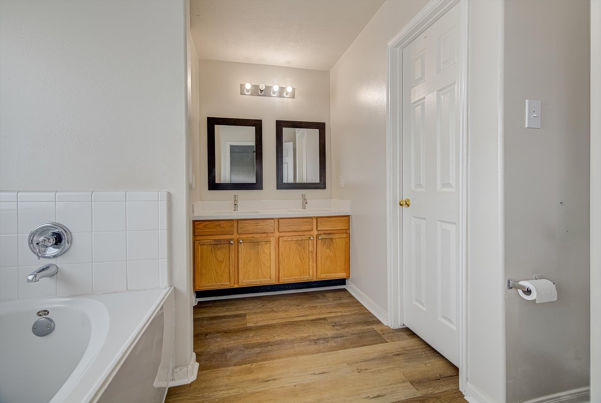 13983 Maximos Drive Property Photo 21