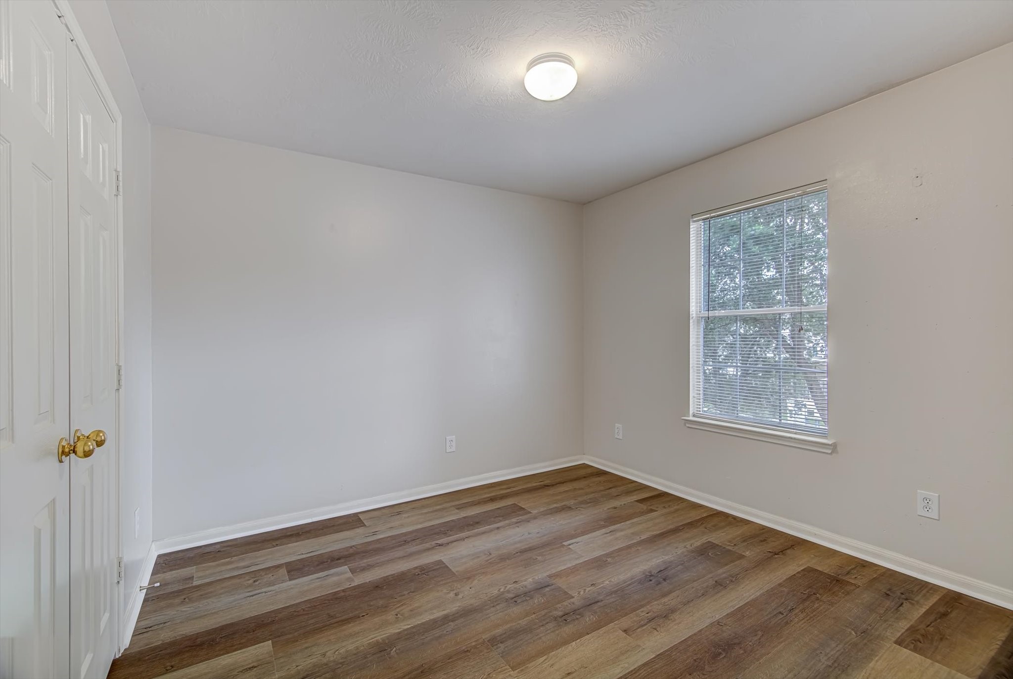 13983 Maximos Drive Property Photo 25
