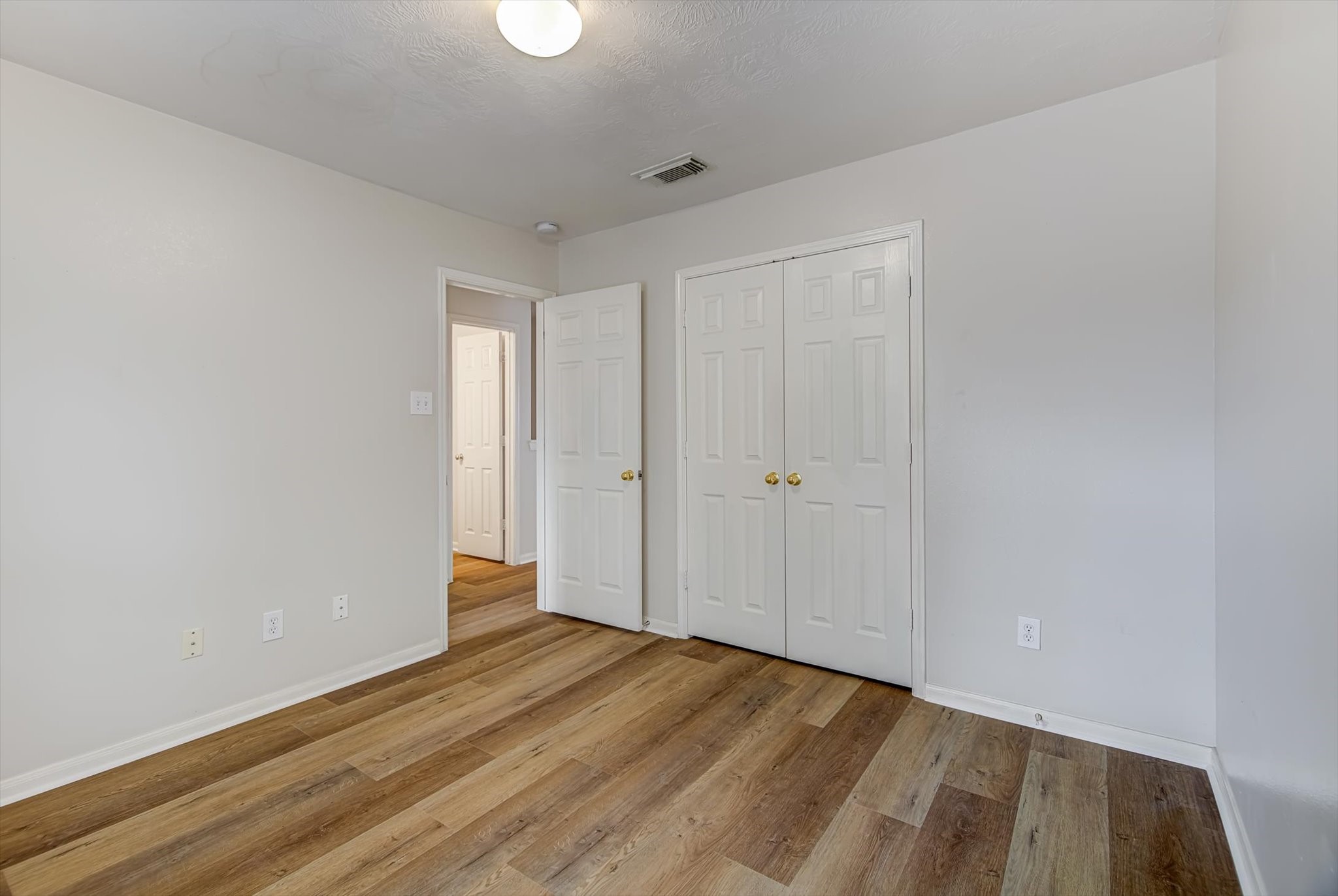 13983 Maximos Drive Property Photo 26