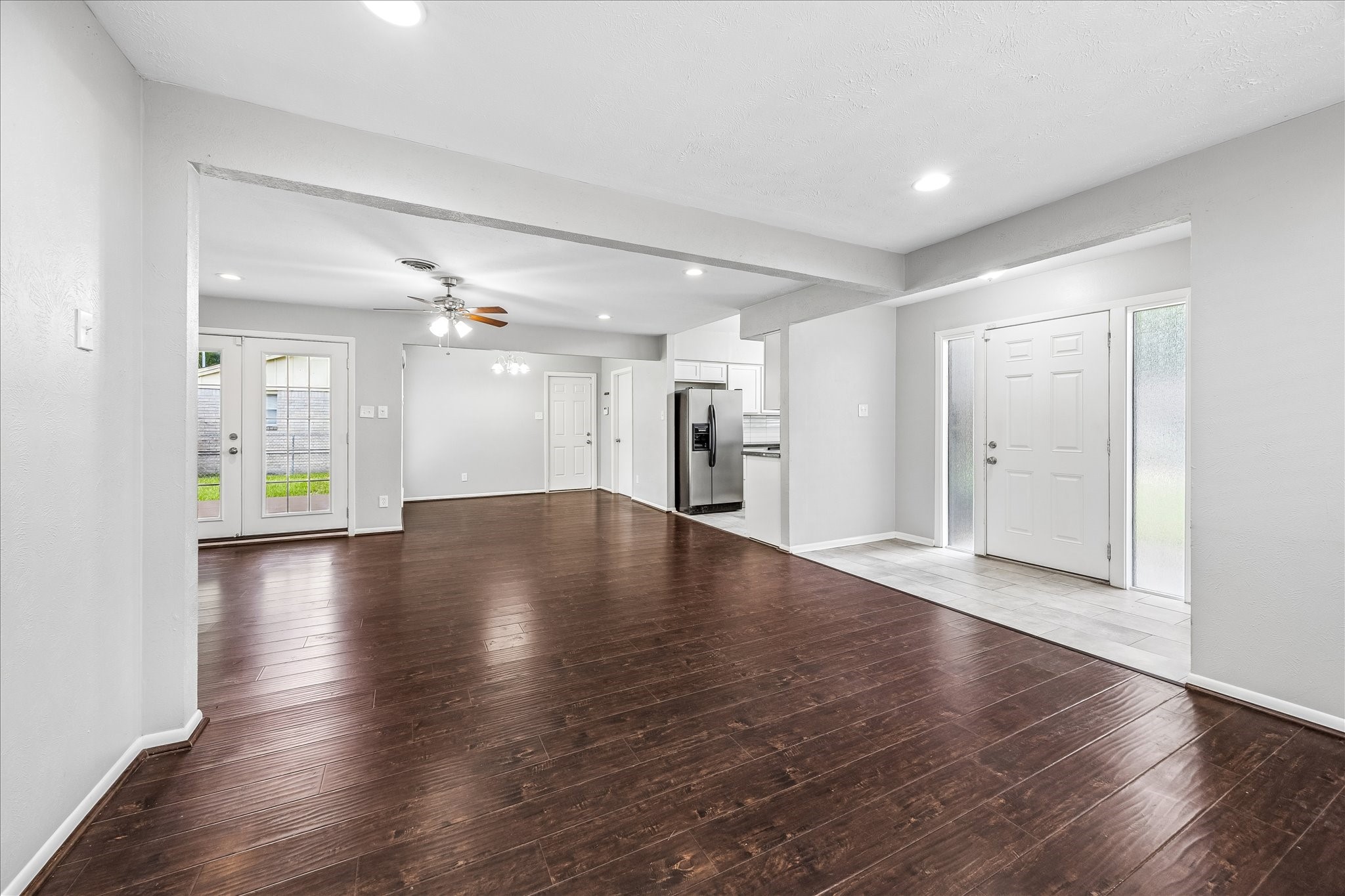 5827 Southminster Drive Property Photo 2