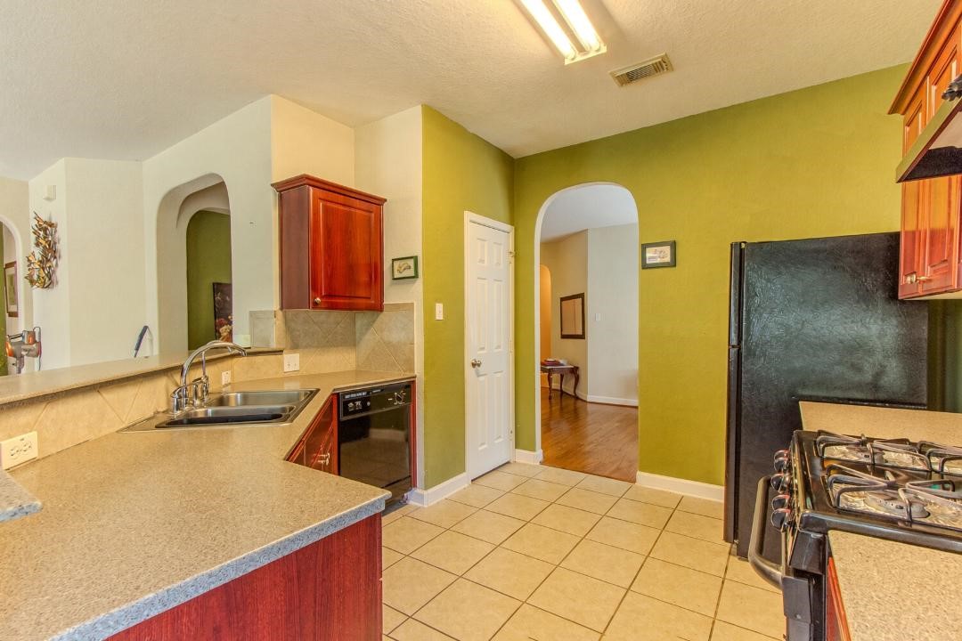 303 Autumn Creek Lane Lane Property Photo 12
