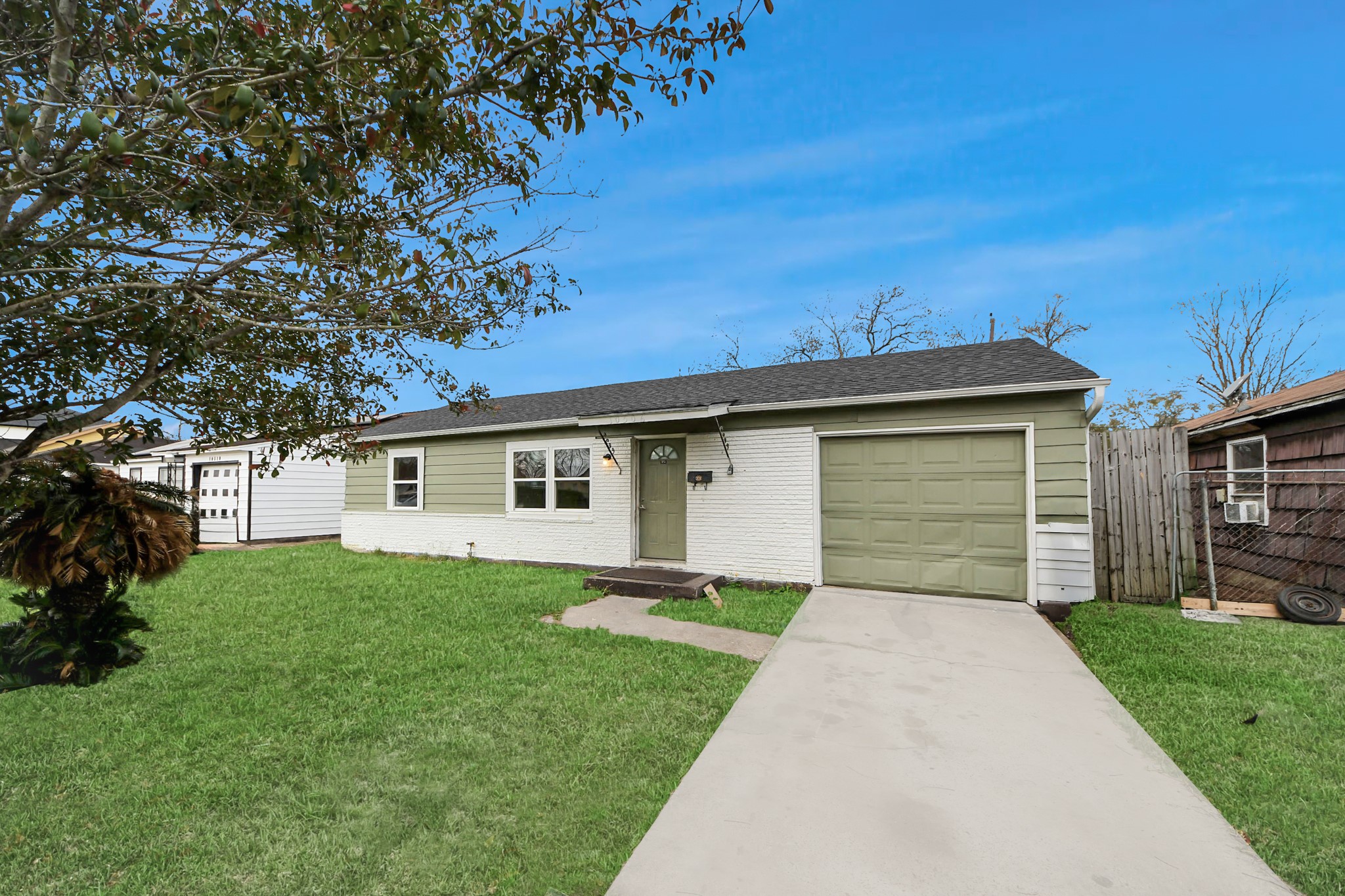 10506 Sierra Drive Property Photo 3