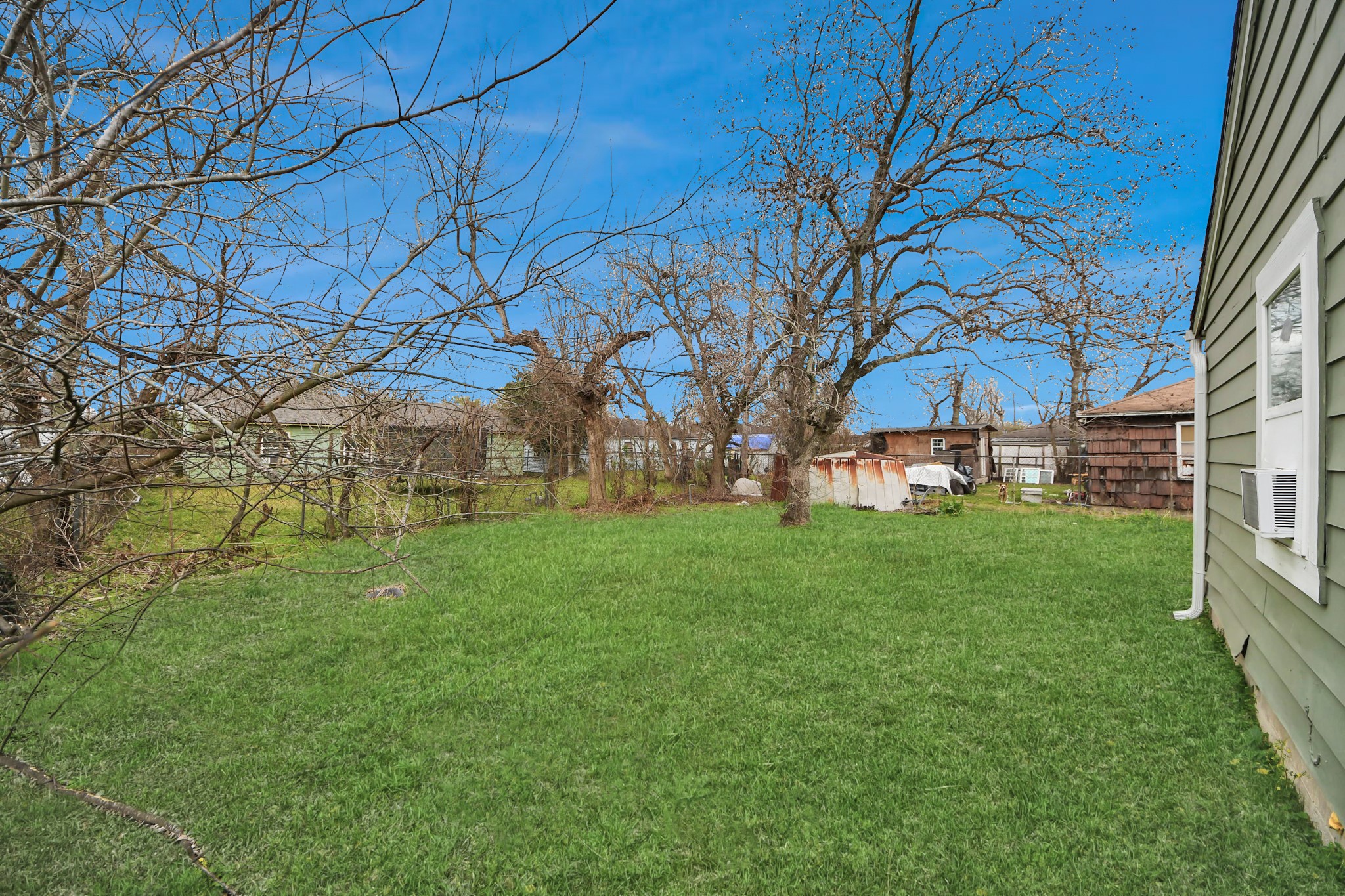10506 Sierra Drive Property Photo 8