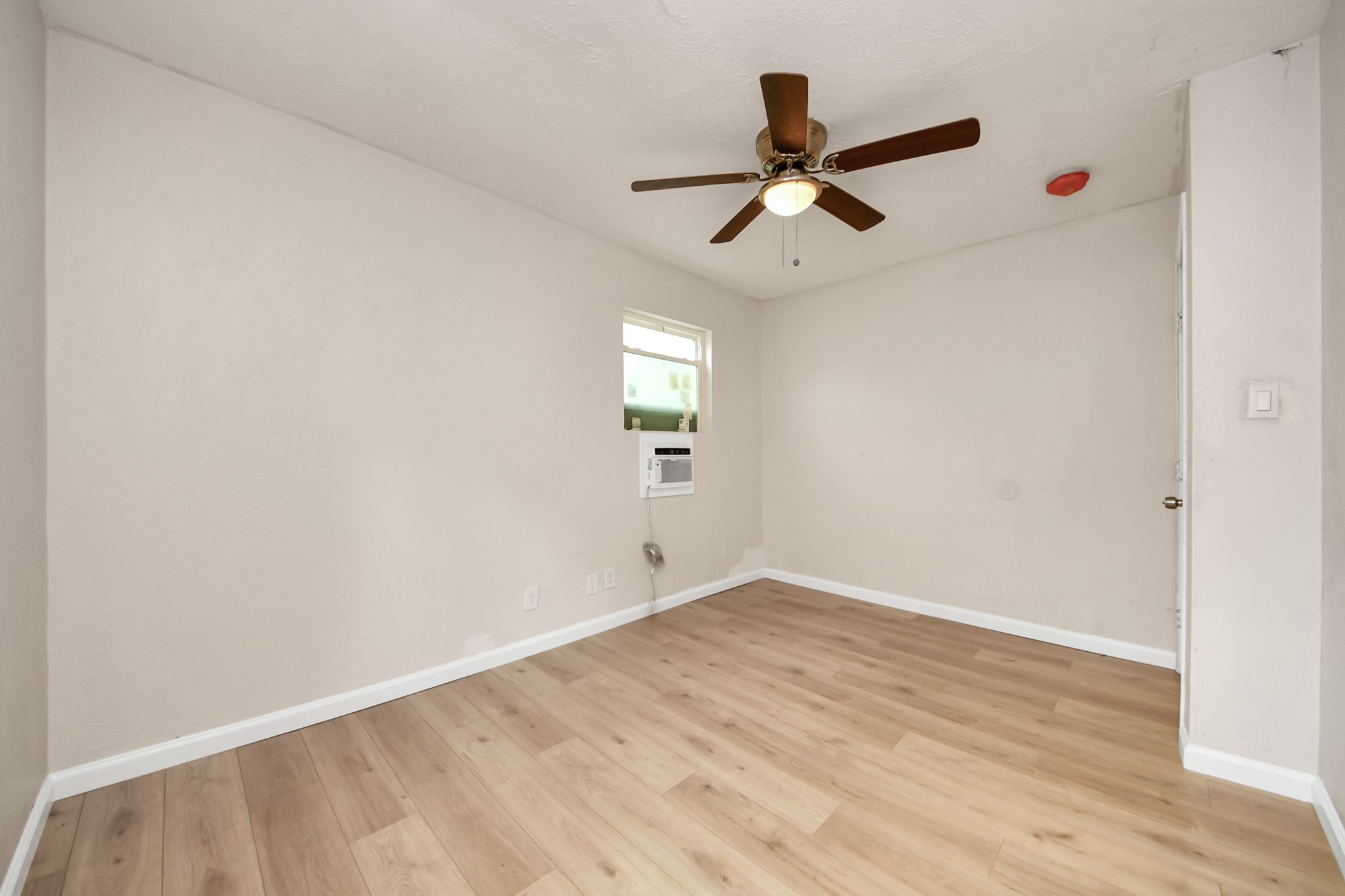 10506 Sierra Drive Property Photo 34