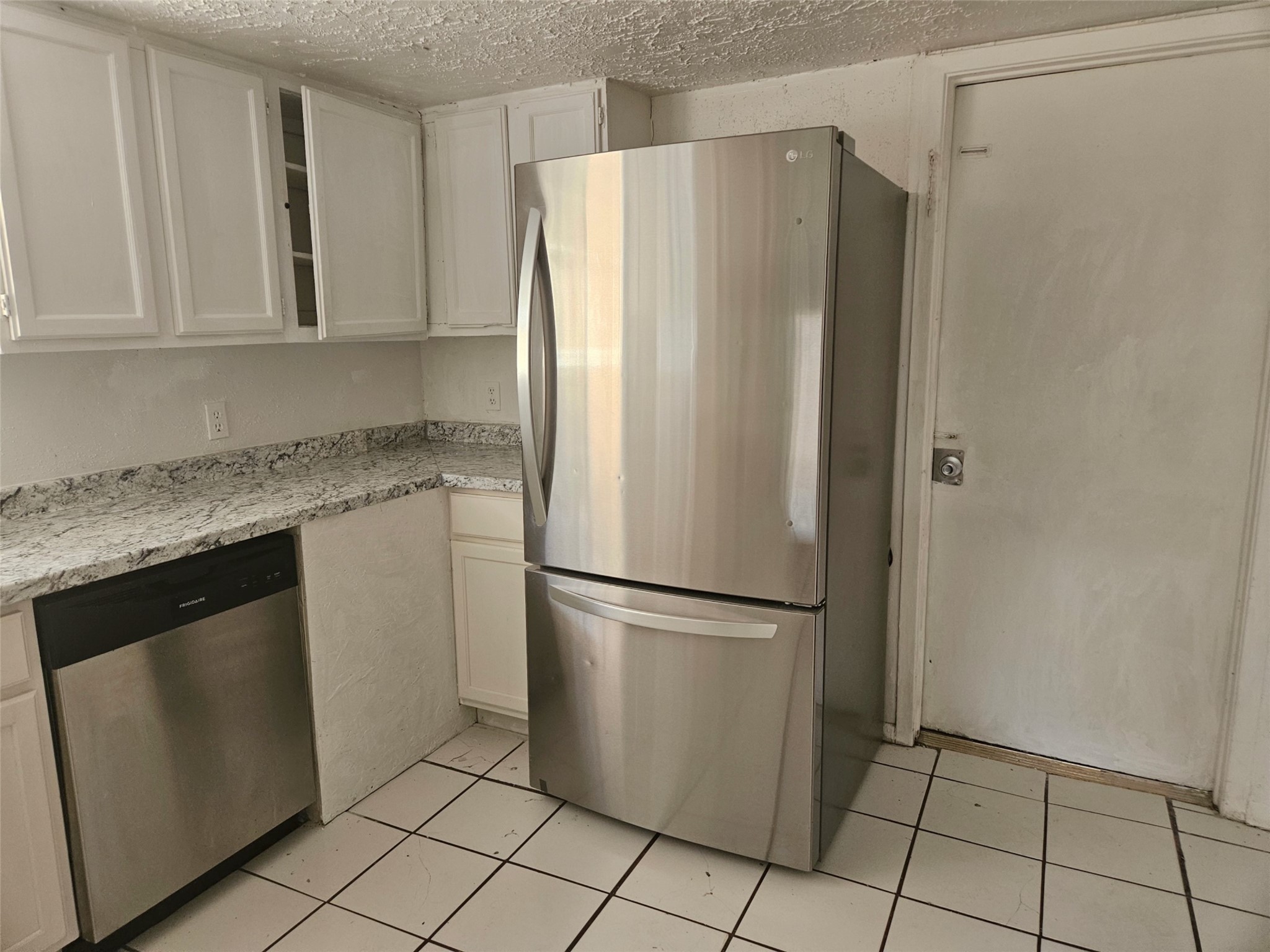 10015 Kent Towne Lane Property Photo 9