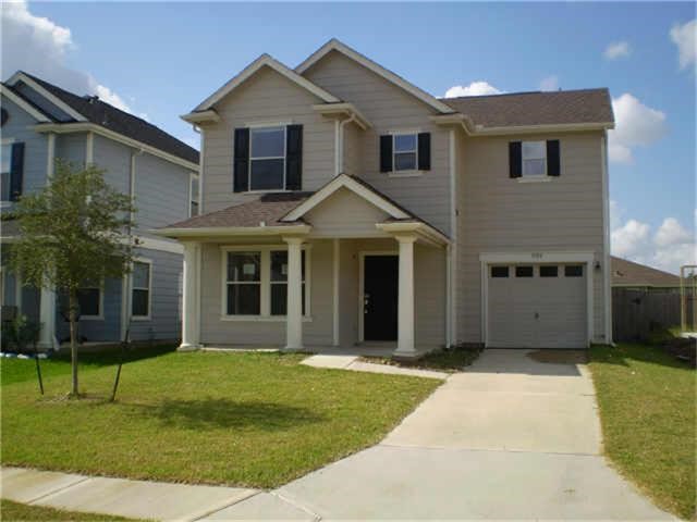 8106 Arrington Forest Lane Property Photo 1