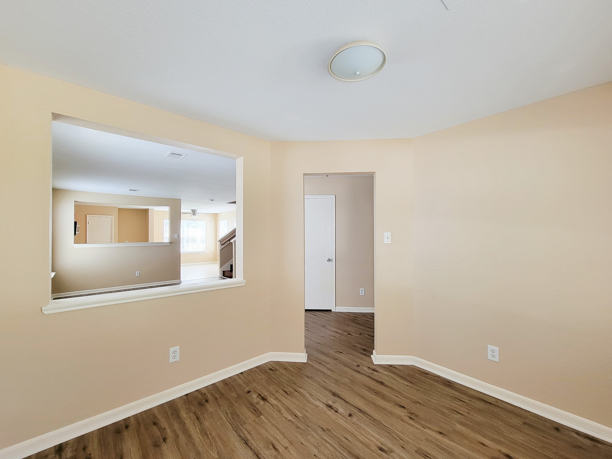 8106 Arrington Forest Lane Property Photo 7