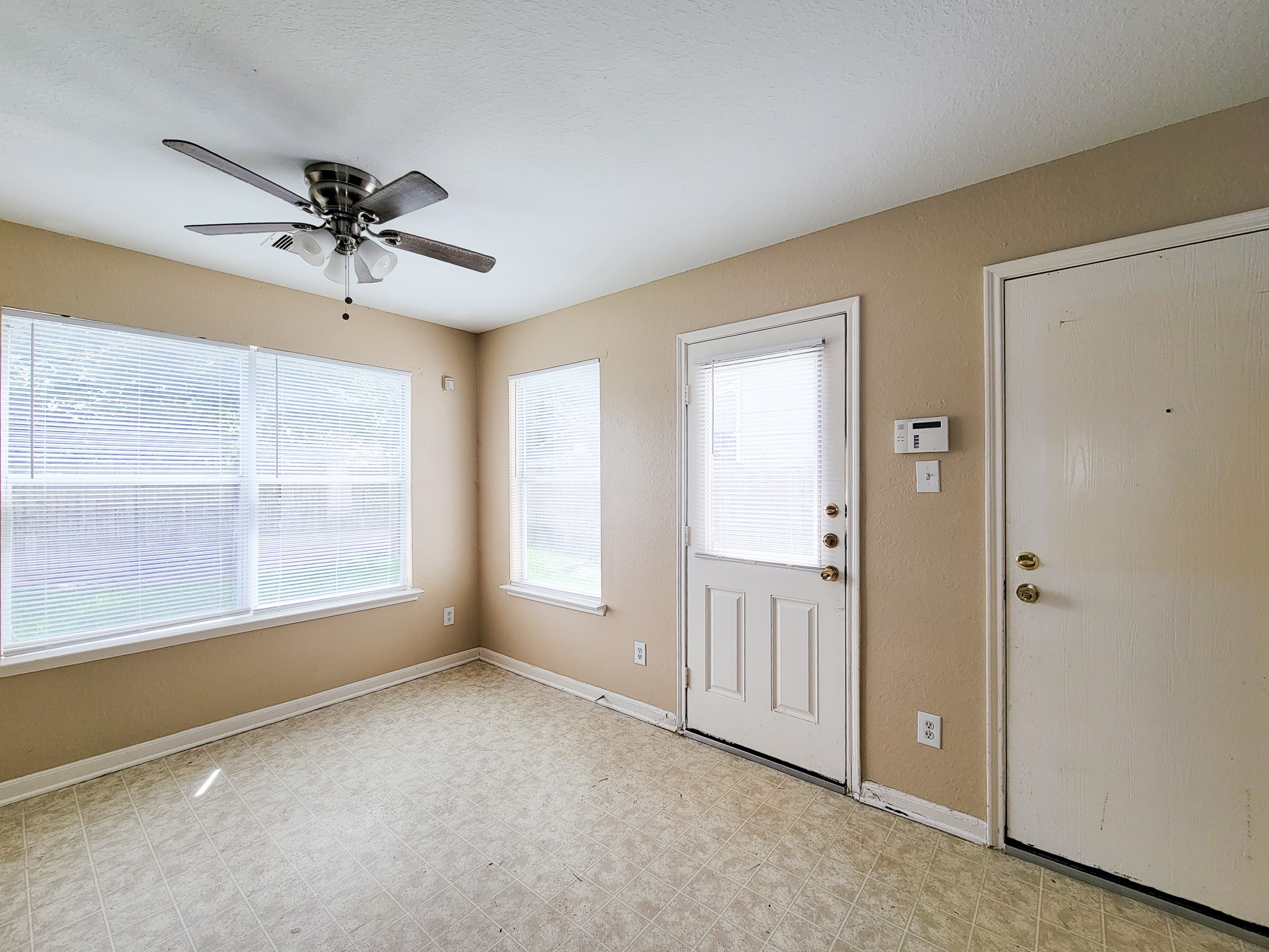 8106 Arrington Forest Lane Property Photo 20