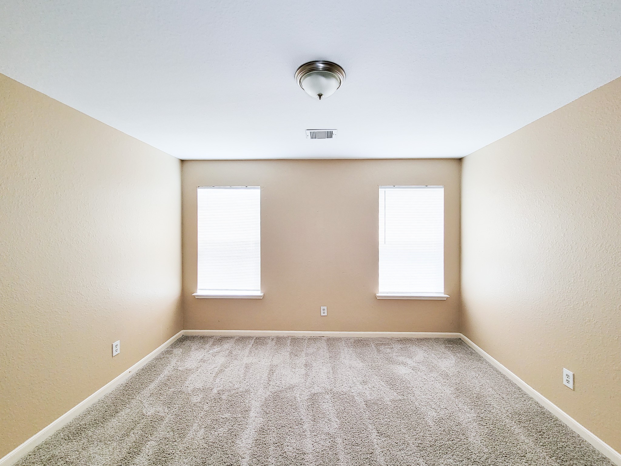 8106 Arrington Forest Lane Property Photo 34