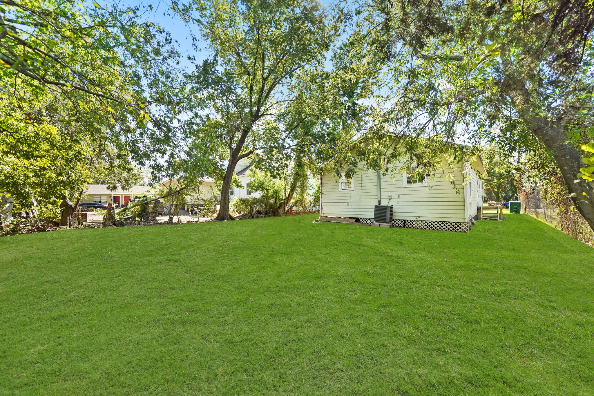 1704 Pannell Street Property Photo 11