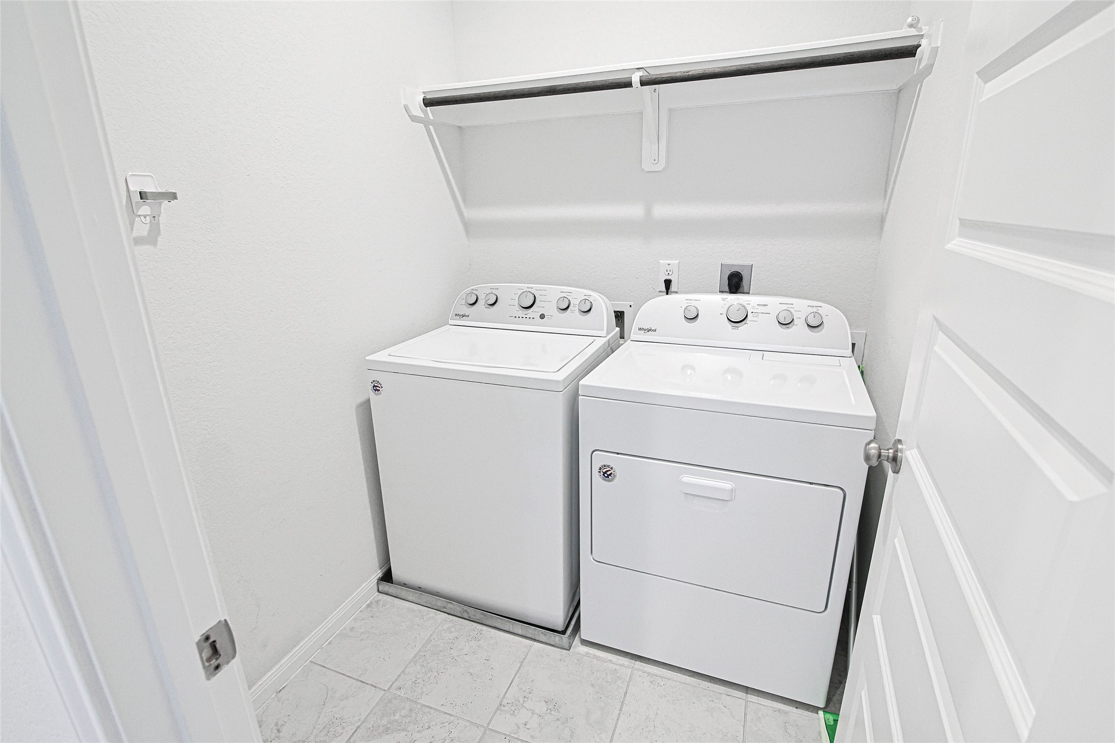 10005 Brickhouse Drive Property Photo 32