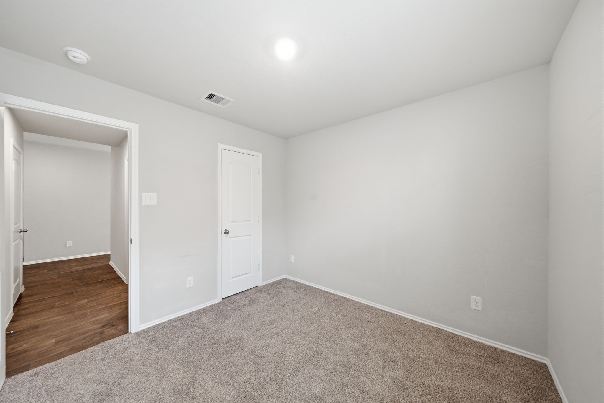 5222 Greenwood Summit Trail Property Photo 5