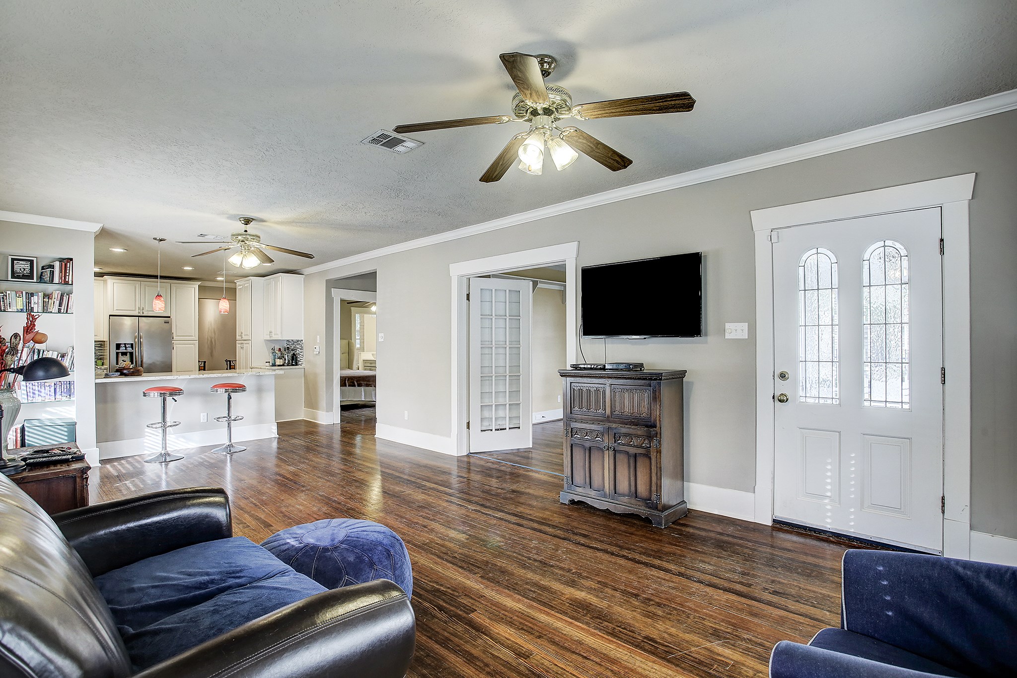 801 Le Green Street Property Photo 2