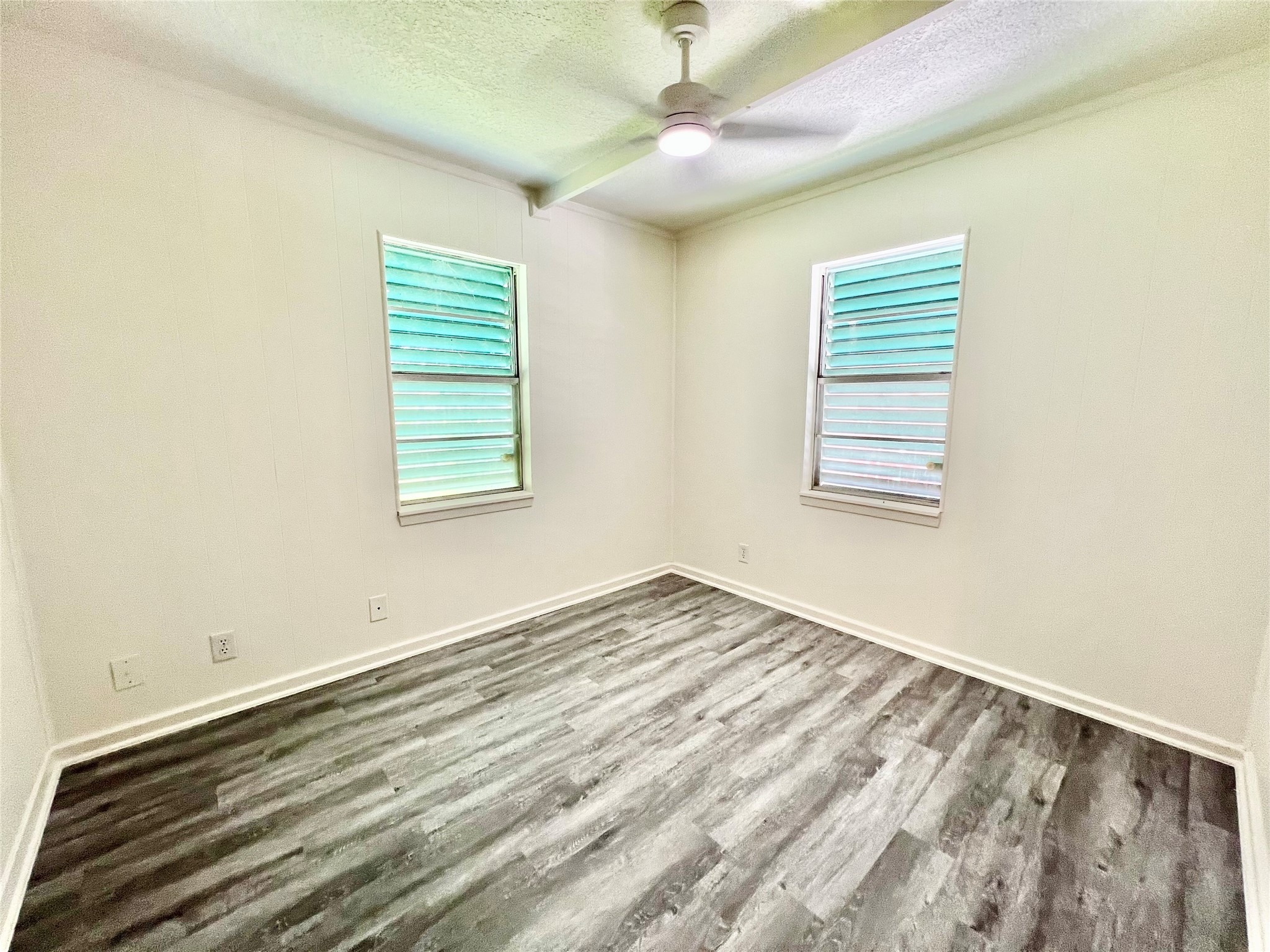 11815 15th Street Property Photo 18