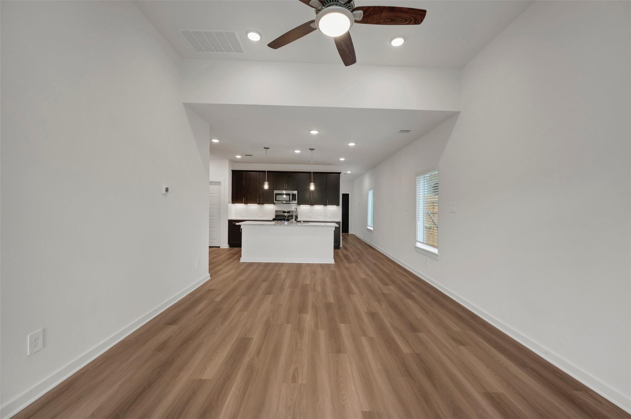 825 Village Brook Drive, Willis Tx 77378 Property Photo 5