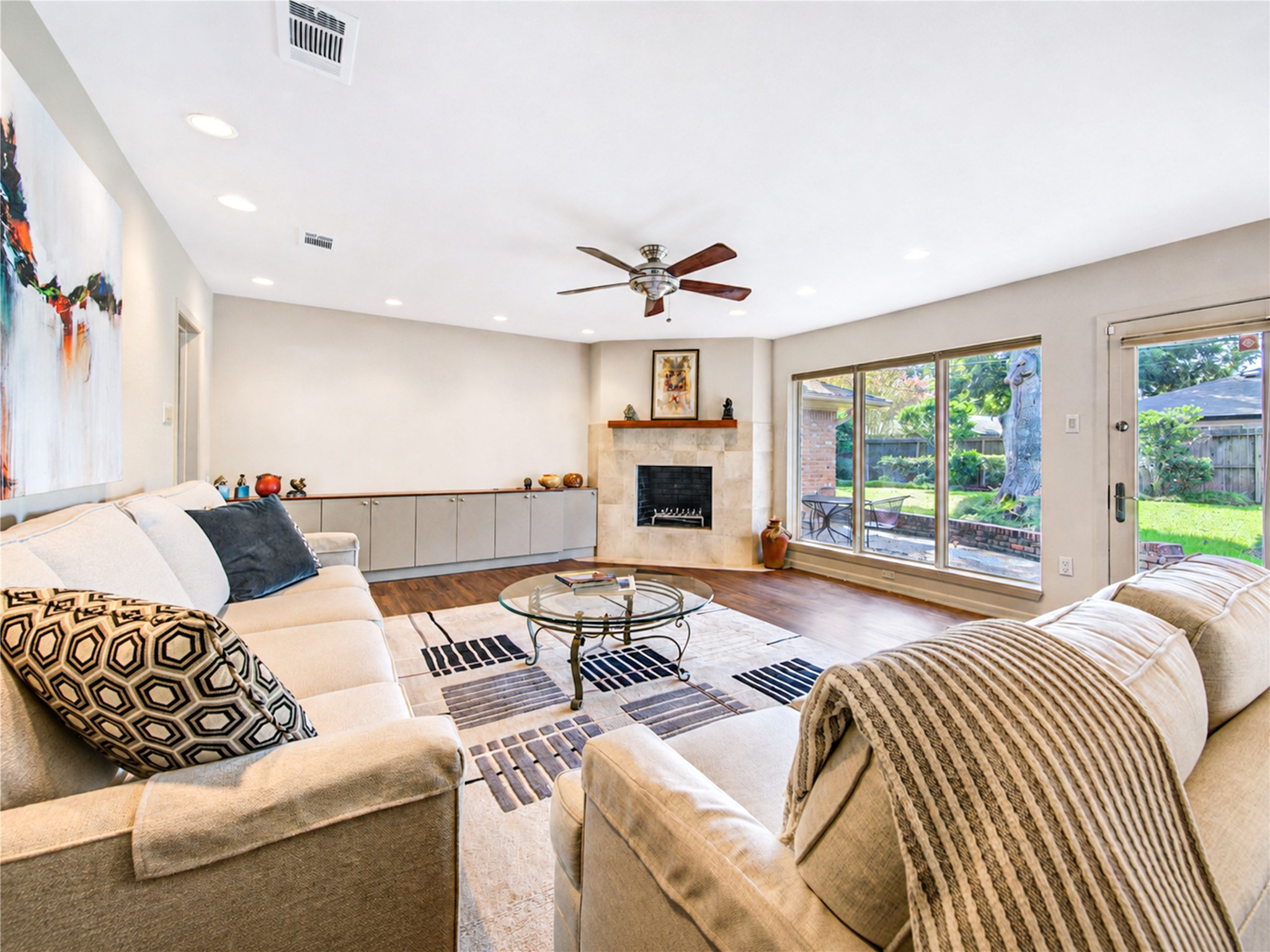 5107 Queensloch Property Photo 5