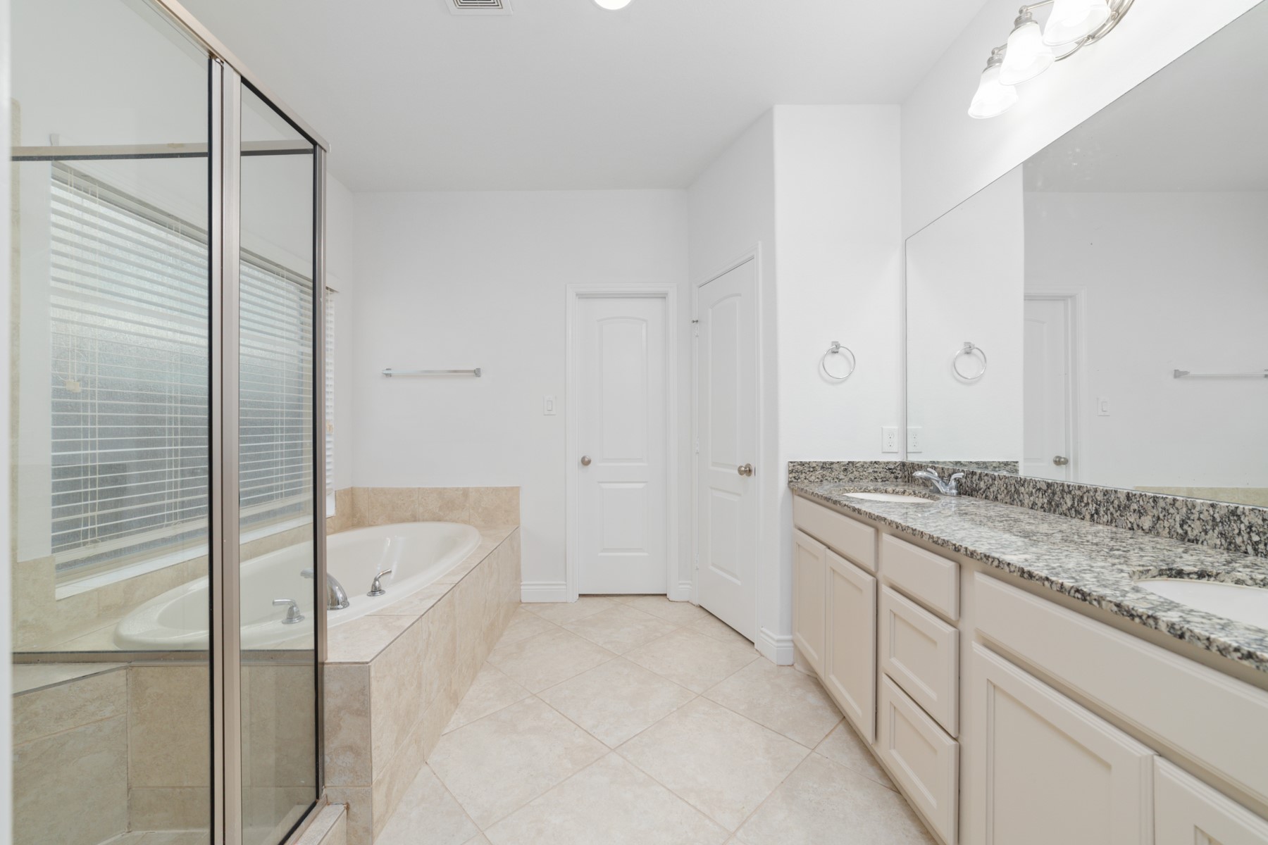 17623 Barrowfield Lane Property Photo 23