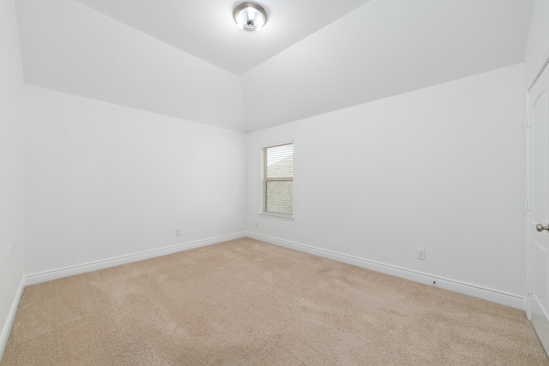 17623 Barrowfield Lane Property Photo 27