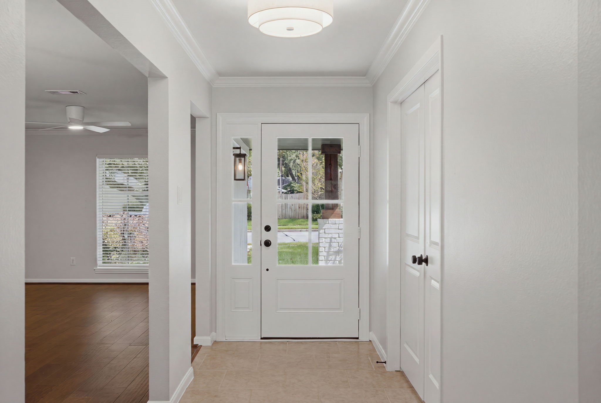 14035 Pinerock Lane Property Photo 6