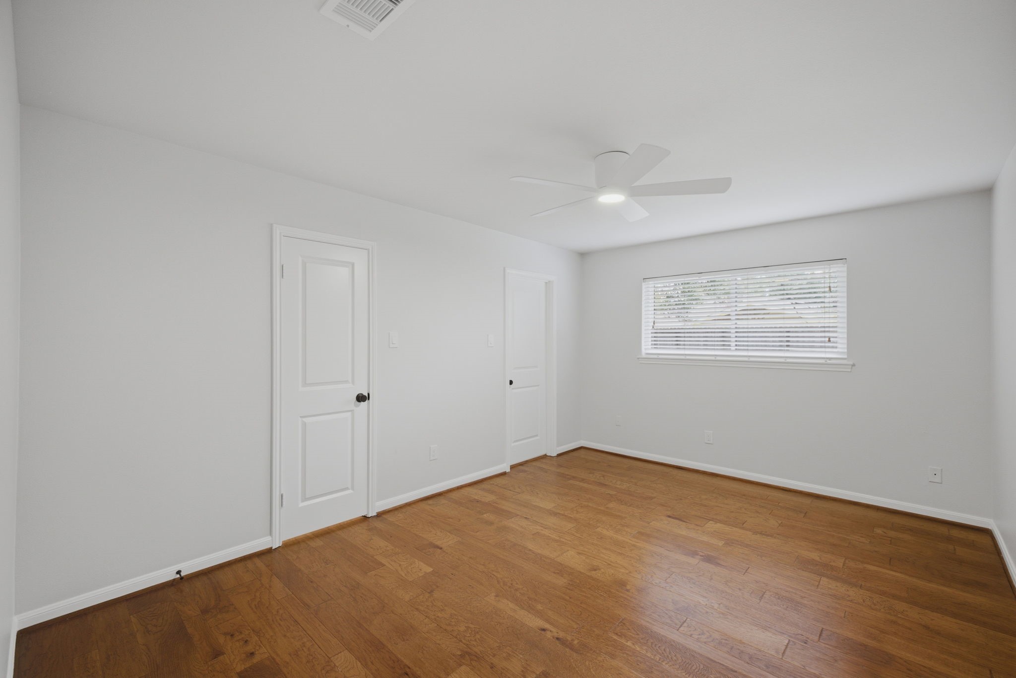 14035 Pinerock Lane Property Photo 21
