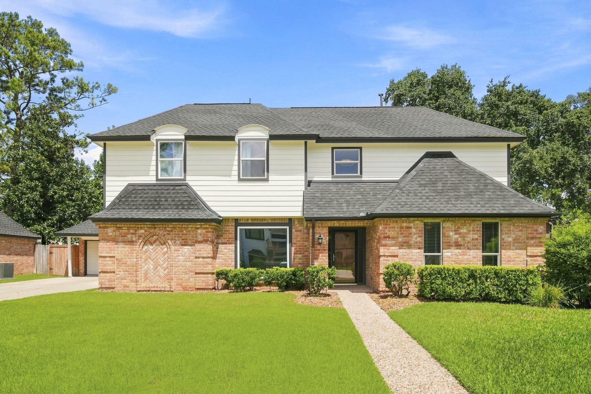5514 Pine Arbor Drive Property Photo 1
