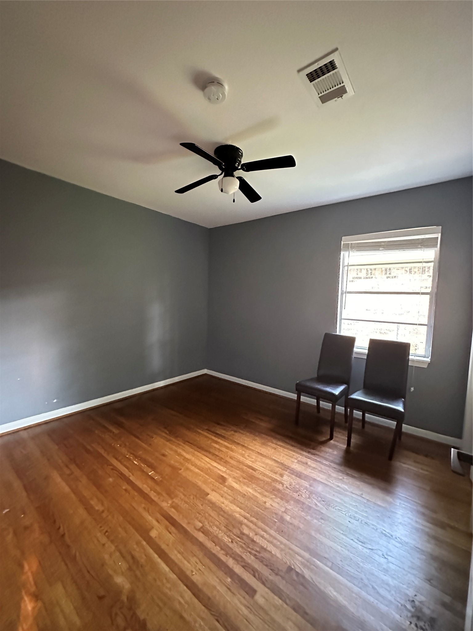 511 Guyer Street Property Photo 10