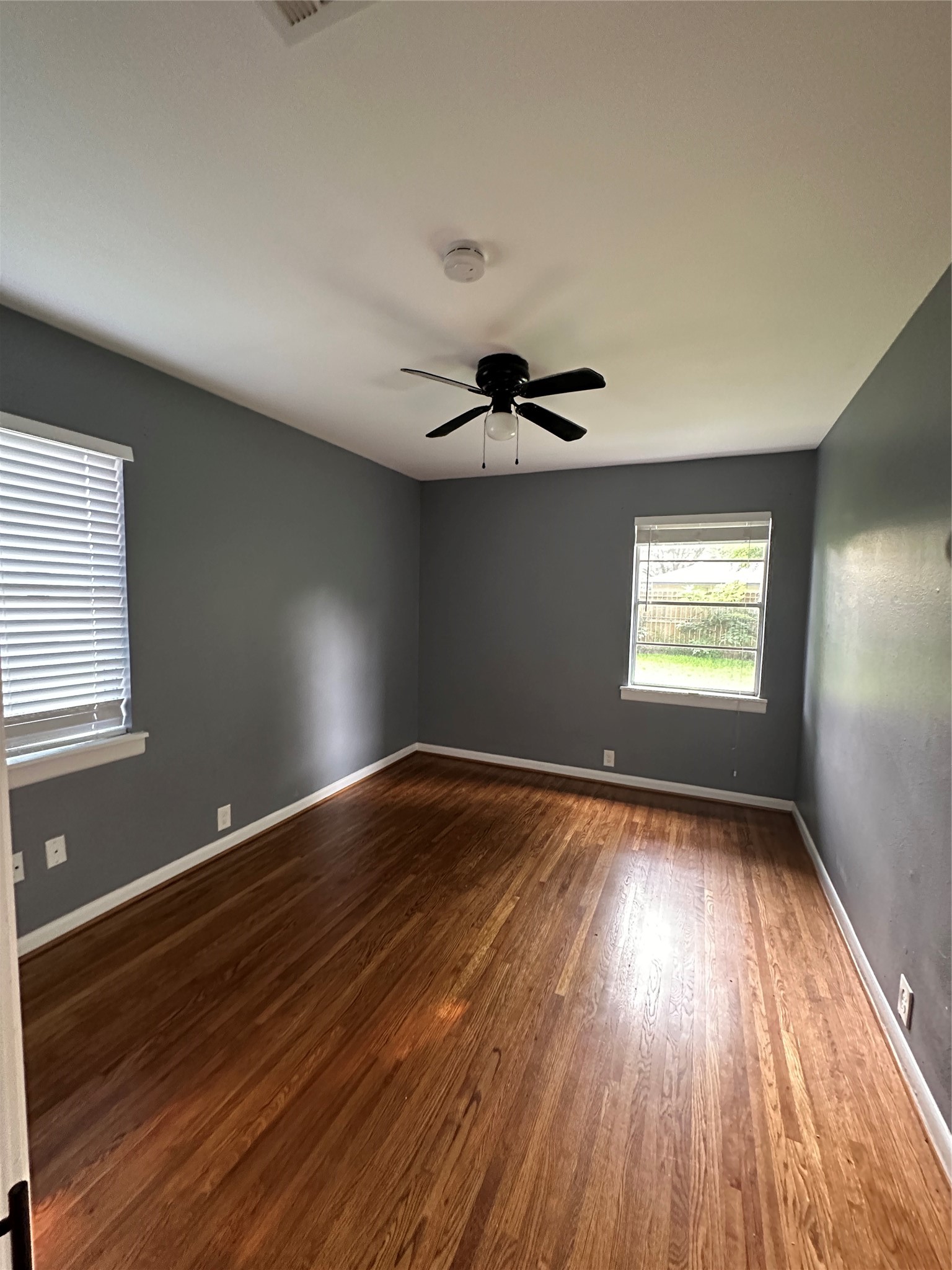 511 Guyer Street Property Photo 15