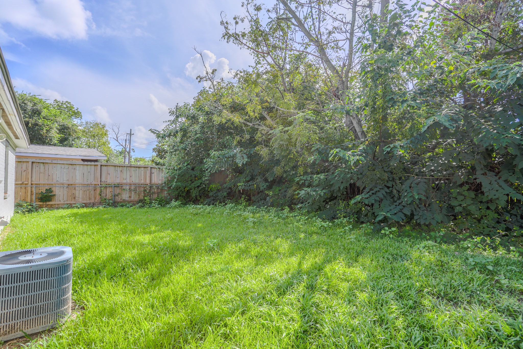 511 Guyer Street Property Photo 21