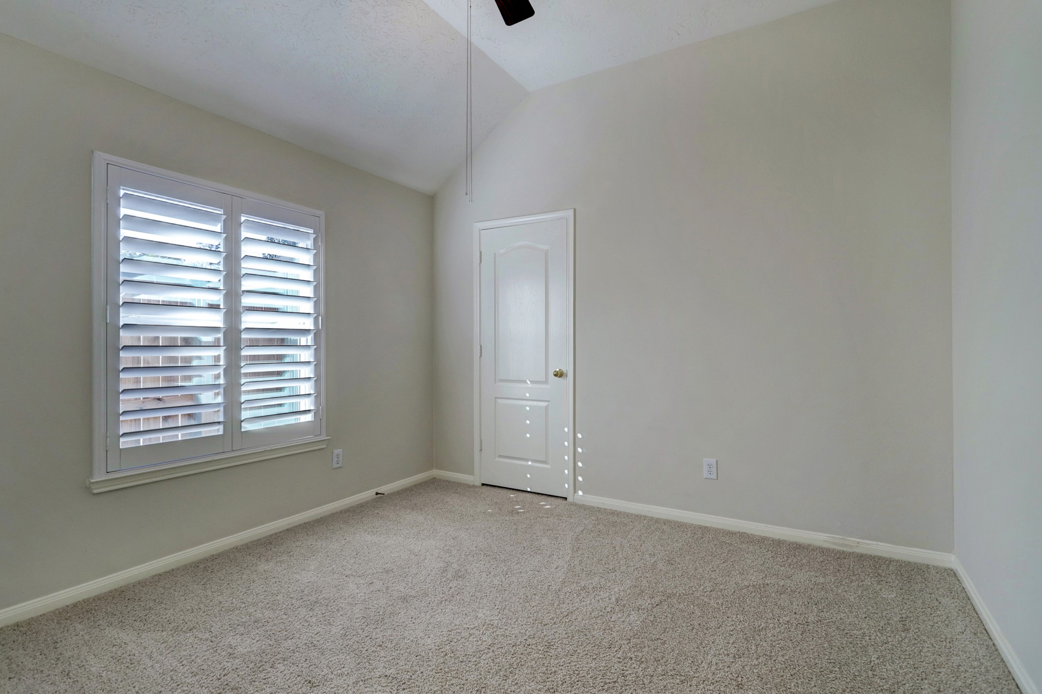 4219 Copper Creek Property Photo 7