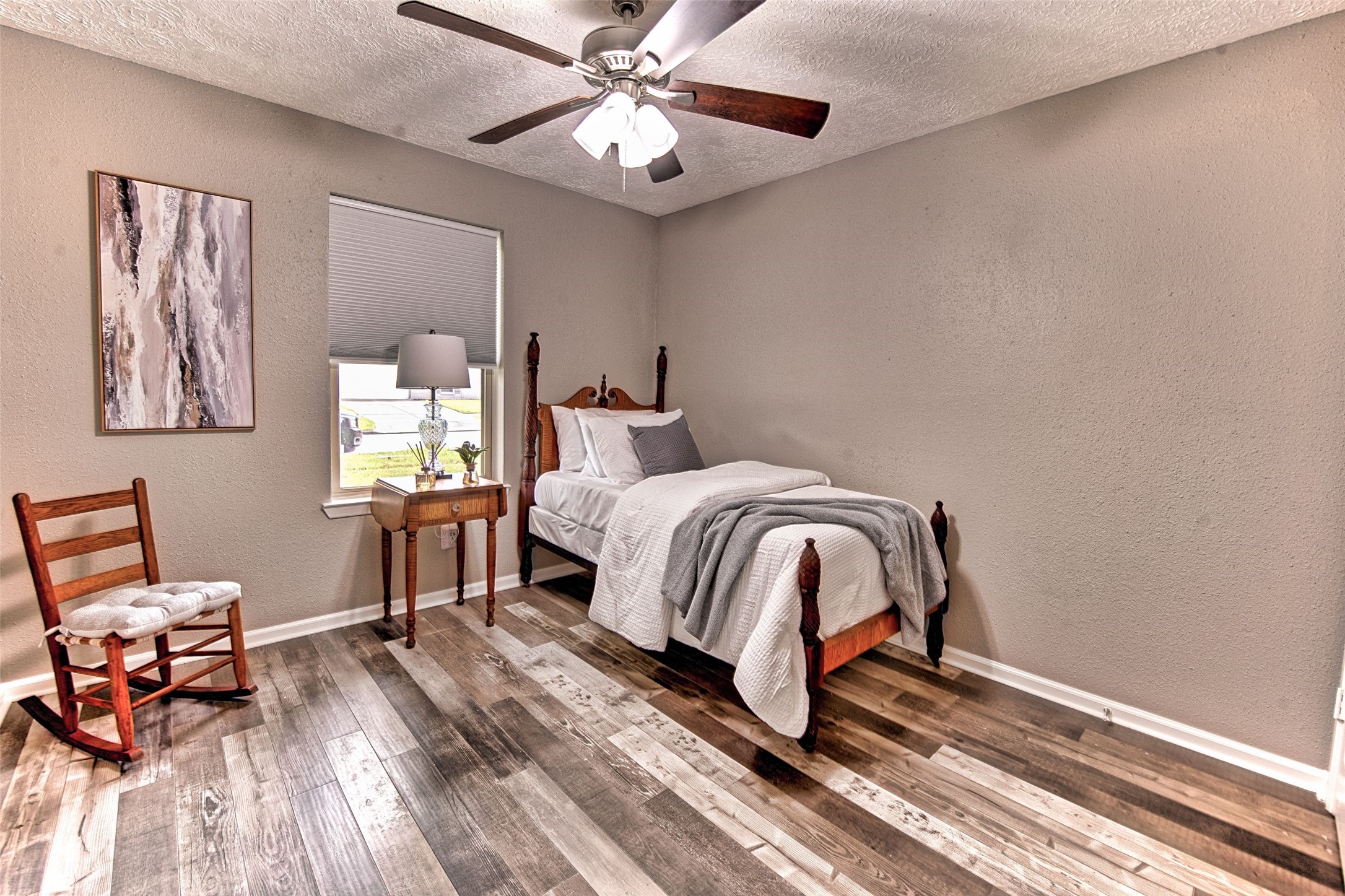 6218 Creekside Lane Property Photo 8