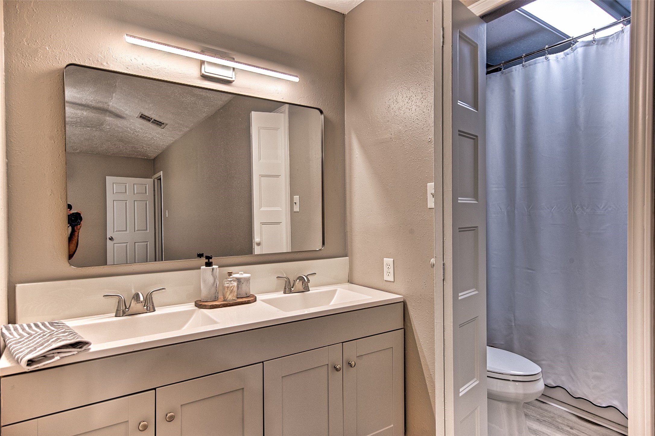 6218 Creekside Lane Property Photo 11