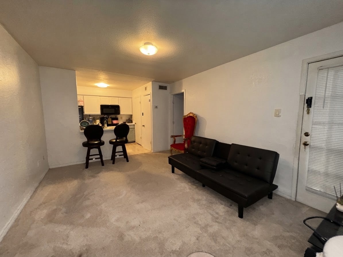 3900 Woodchase Drive 145 Property Photo 1