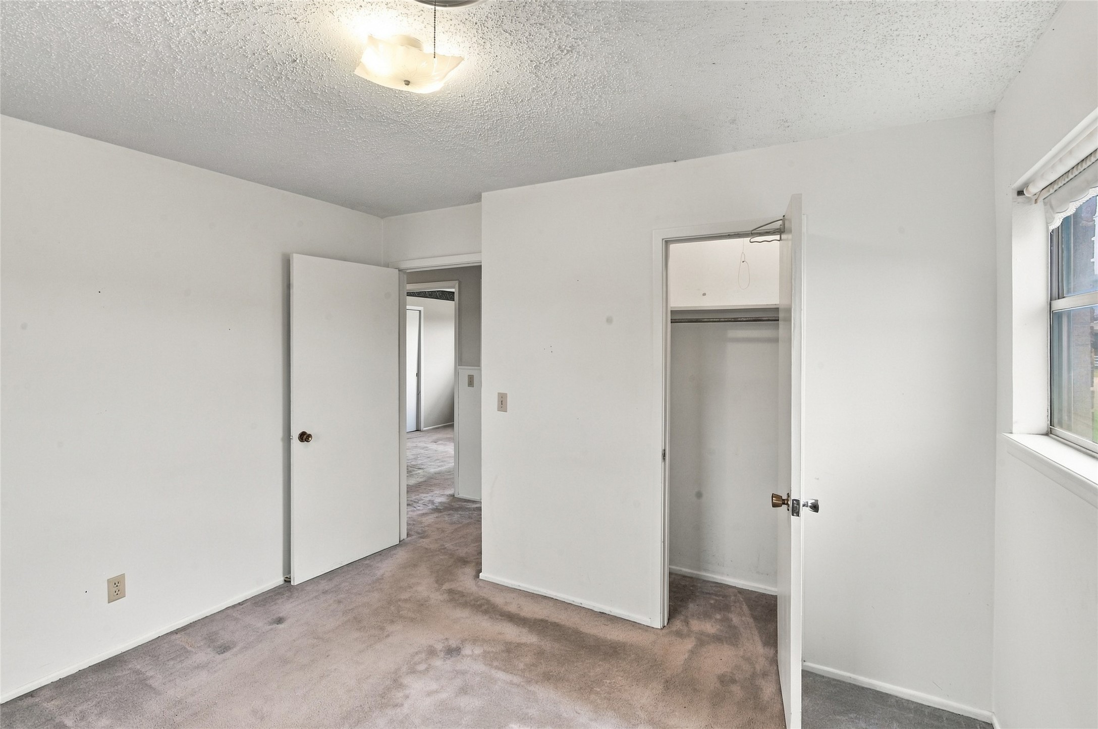 802 Ridgelea Drive Property Photo 16