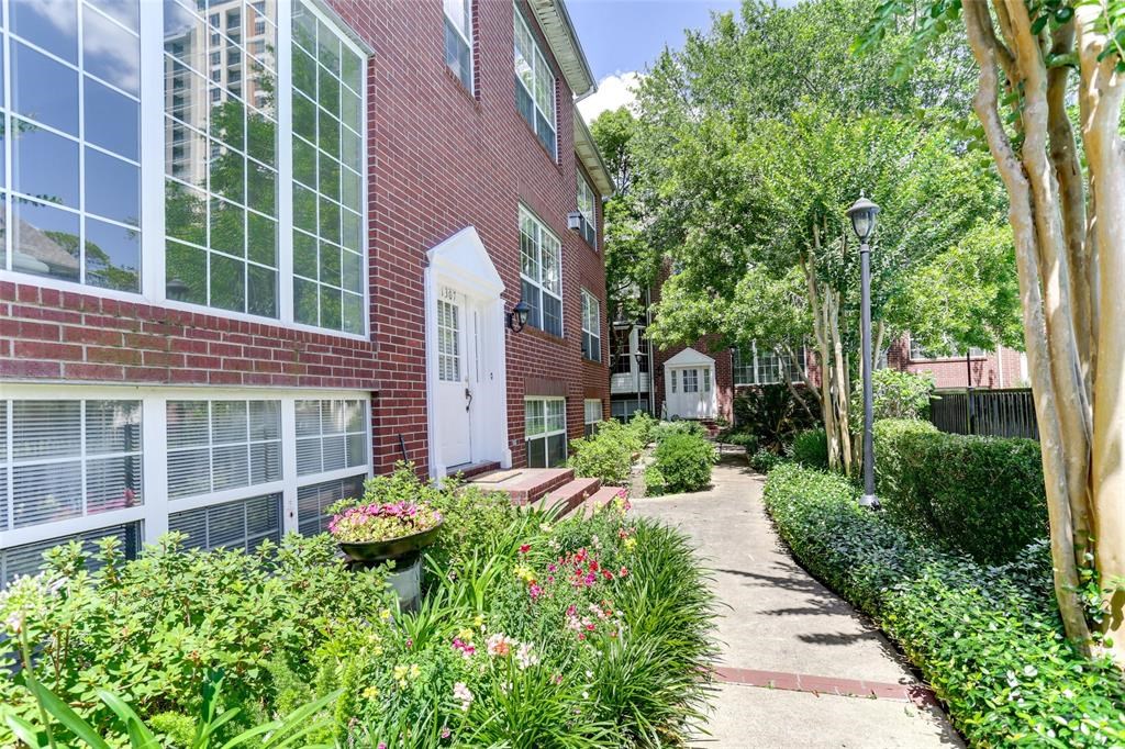 1307 Prospect Street Property Photo 4