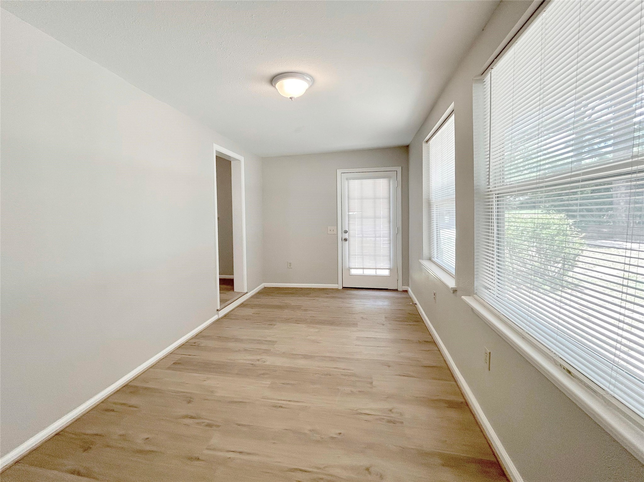 15095 Conroe Bay Boulevard Property Photo 22