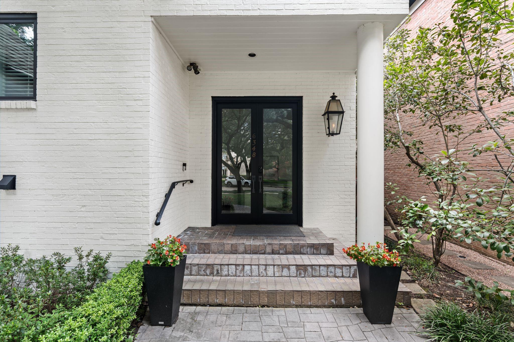 6348 Vanderbilt Street, West University Place Tx 77005 Property Photo 1