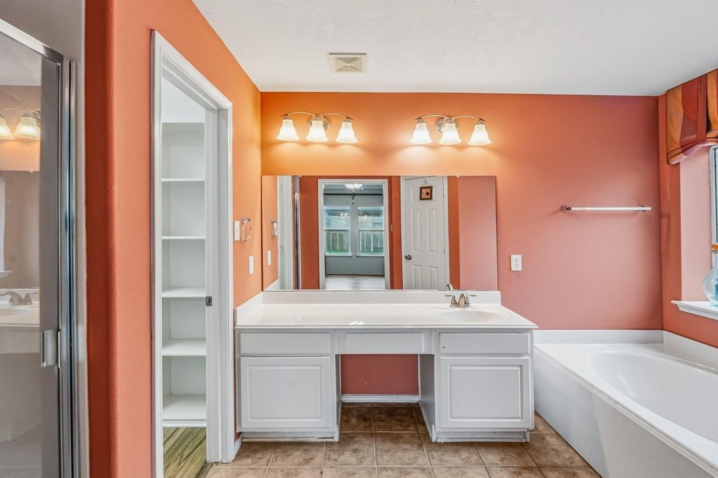 22327 Albee Drive Property Photo 17