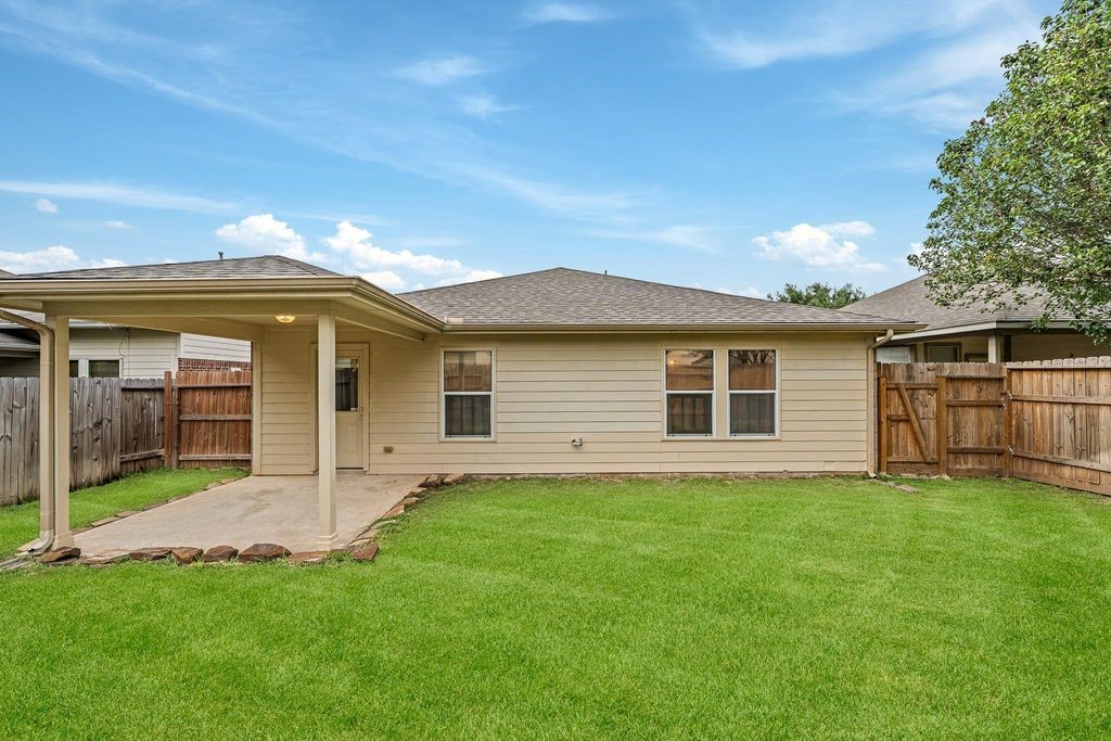 22327 Albee Drive Property Photo 26