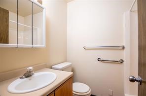 2545 Columbia Blvd 50 Property Photo 11