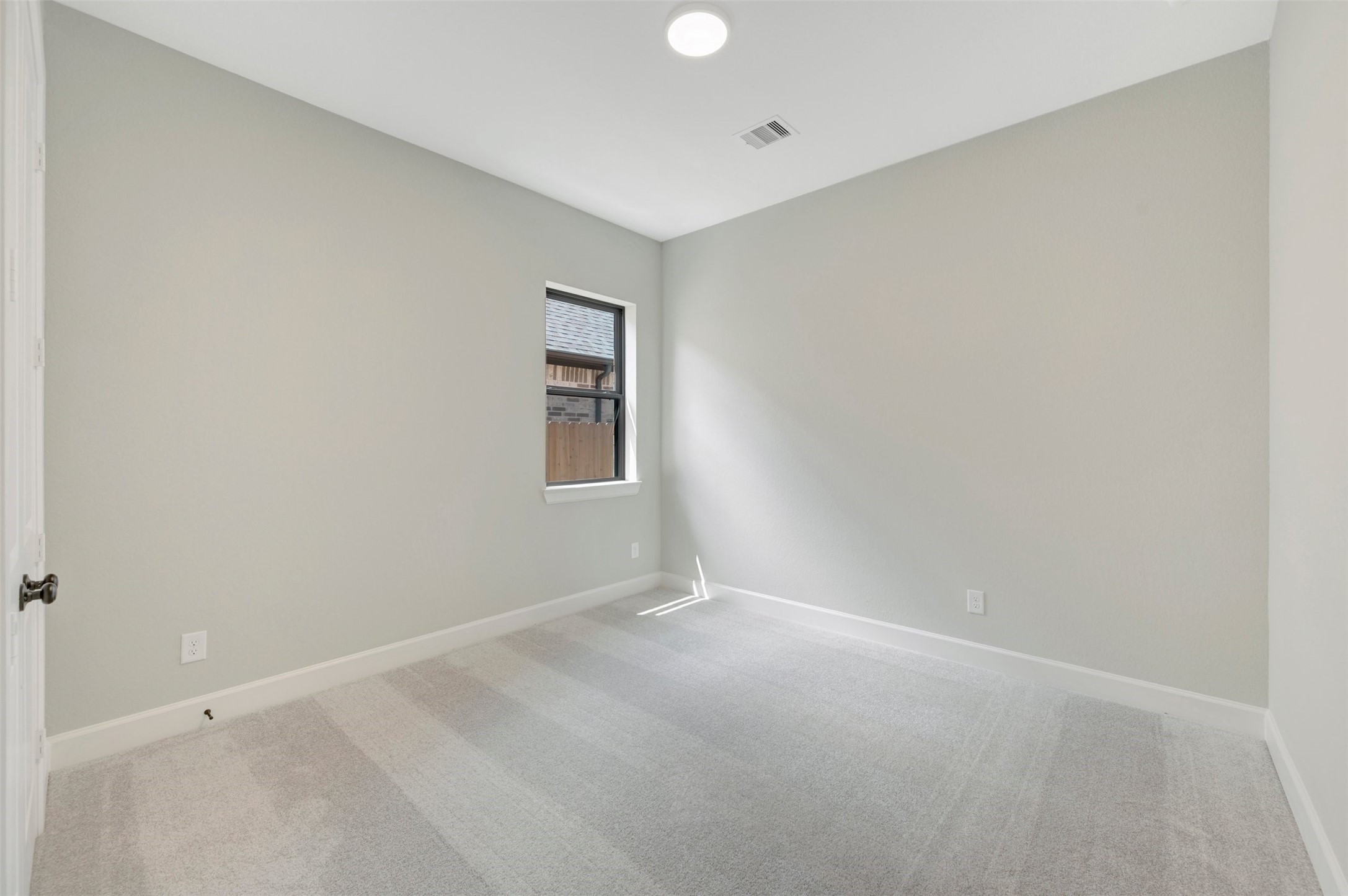 21948 Rolling Greens Road Property Photo 17