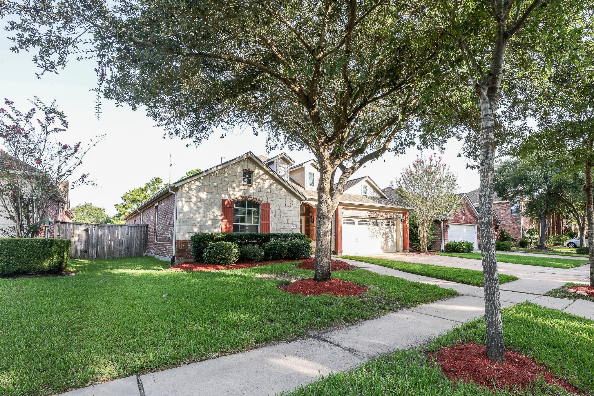 5418 Lacey Oak Meadow Drive Property Photo 3