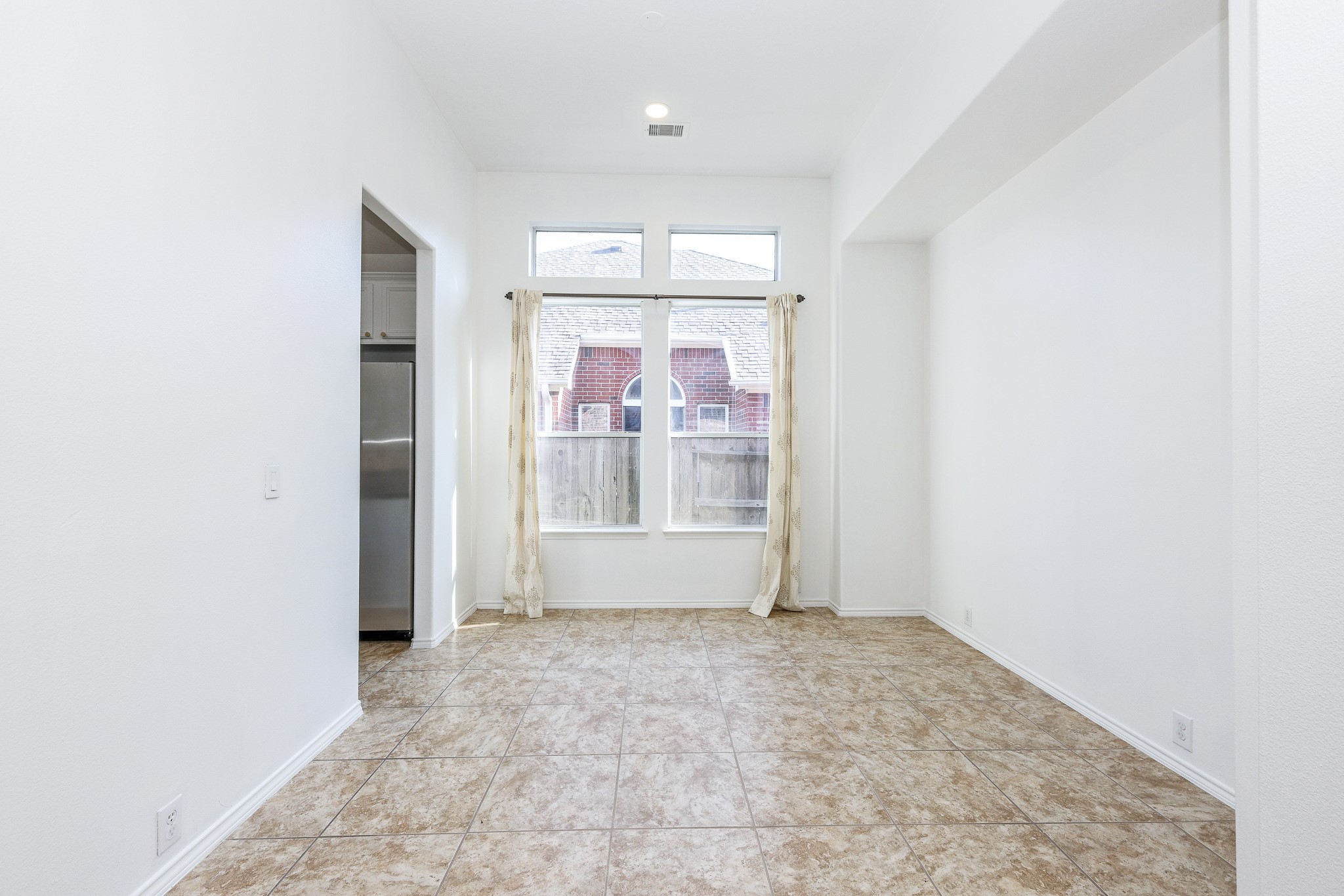 5418 Lacey Oak Meadow Drive Property Photo 10