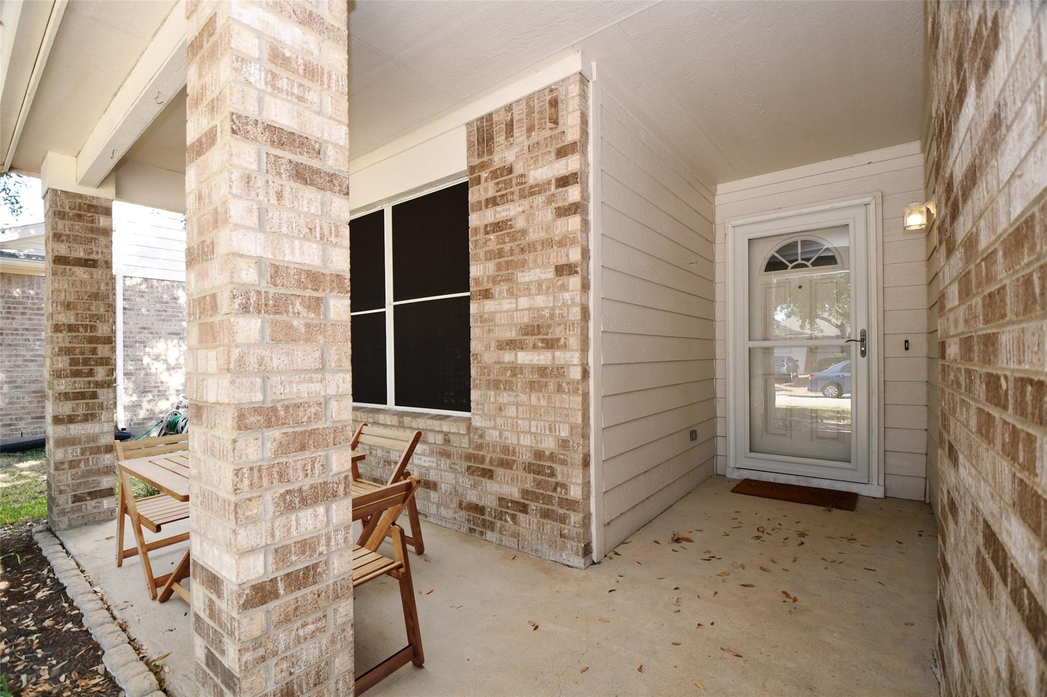 4818 King Hallow Lane Property Photo 3
