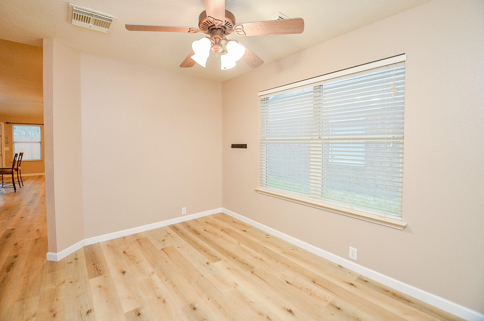 4818 King Hallow Lane Property Photo 5
